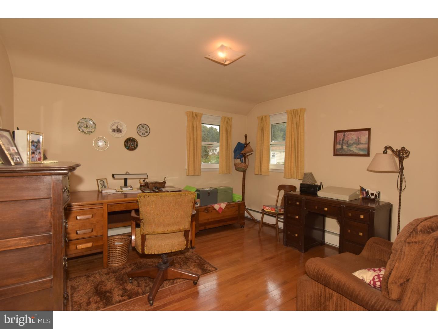 405 South Sterley Street Reading, PA 19607 - Photo 13 of 23