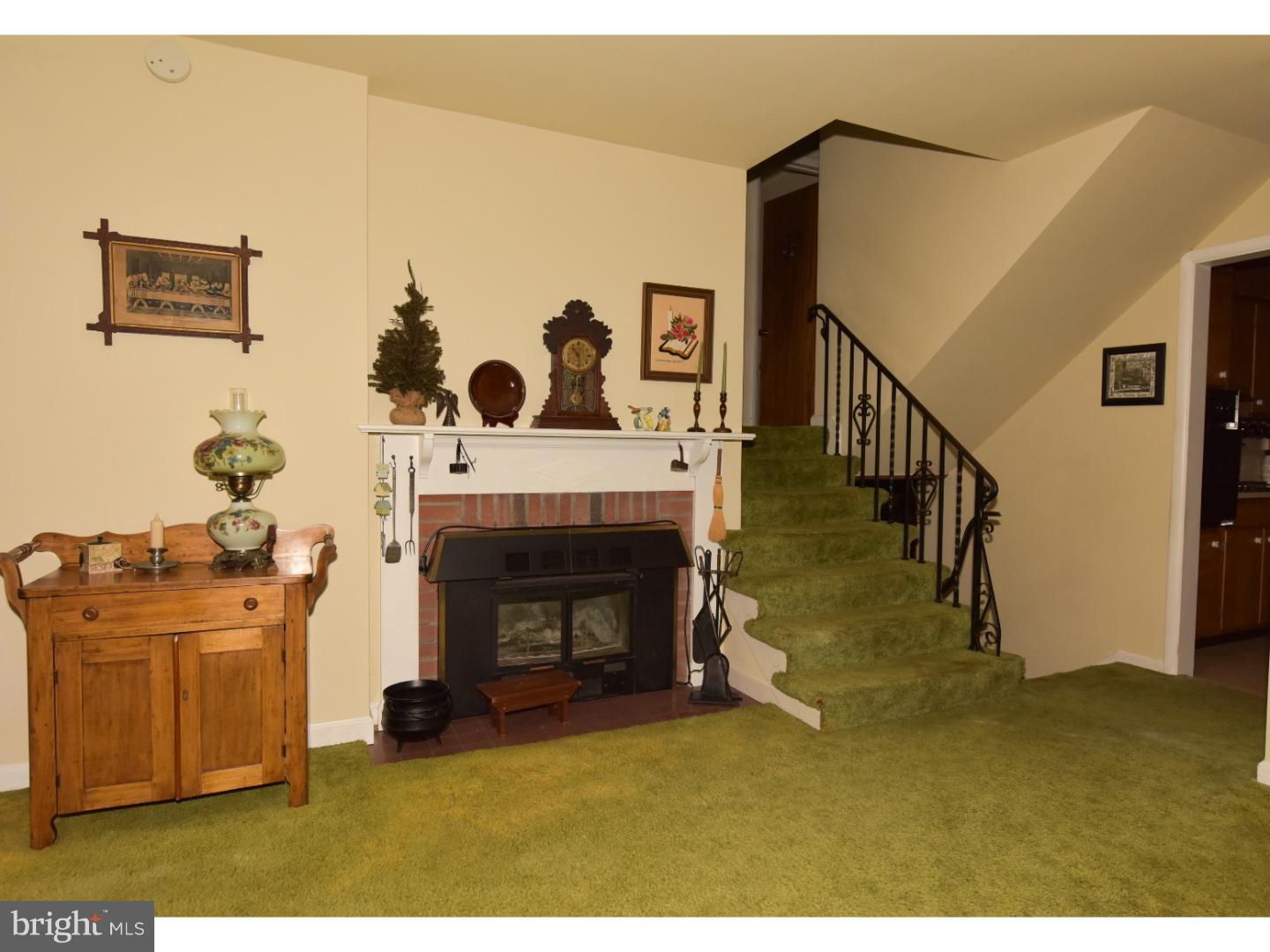 405 South Sterley Street Reading, PA 19607 - Photo 7 of 23