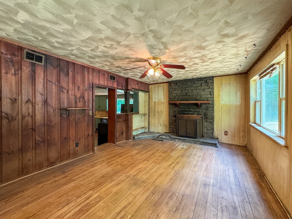 332 Batchelor Street Granby, MA 01033 - Photo 20 of 33