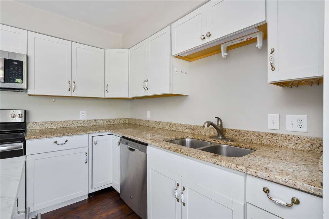 1407 Old Ivy Road Anderson, SC 29621 - Photo 13 of 30 Kitchen