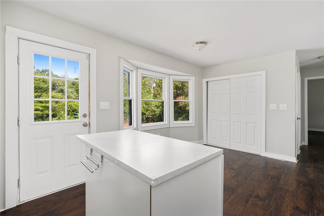 1407 Old Ivy Road Anderson, SC 29621 - Photo 14 of 30 Kitchen