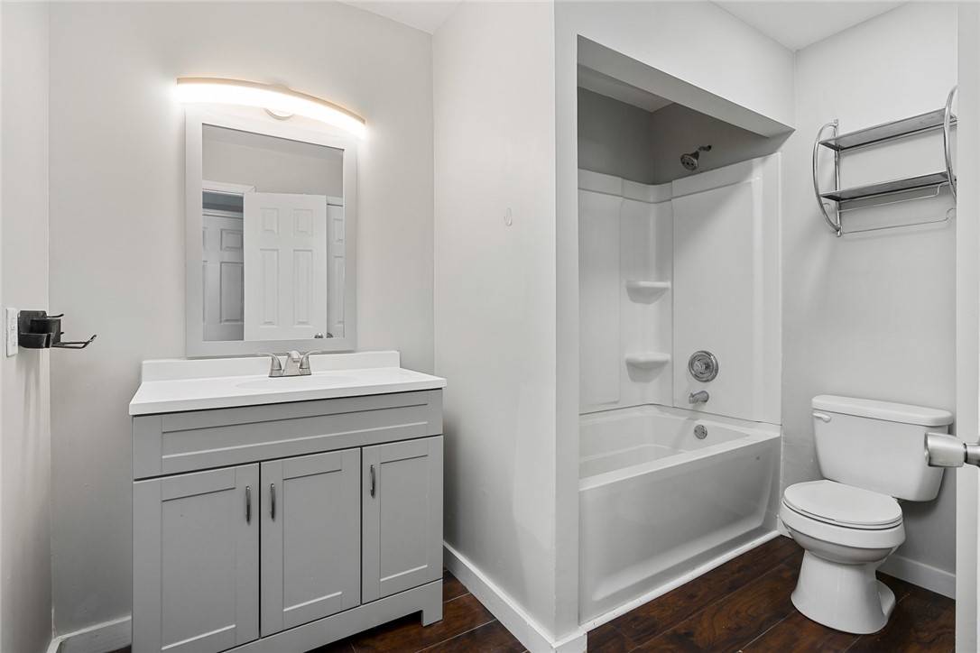 1407 Old Ivy Road Anderson, SC 29621 - Photo 19 of 30 Owner's Bathroom