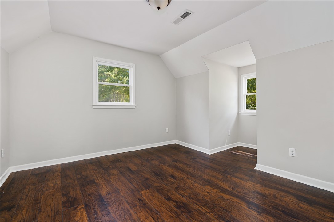 1407 Old Ivy Road Anderson, SC 29621 - Photo 20 of 30 Upstairs Bedroom 2
