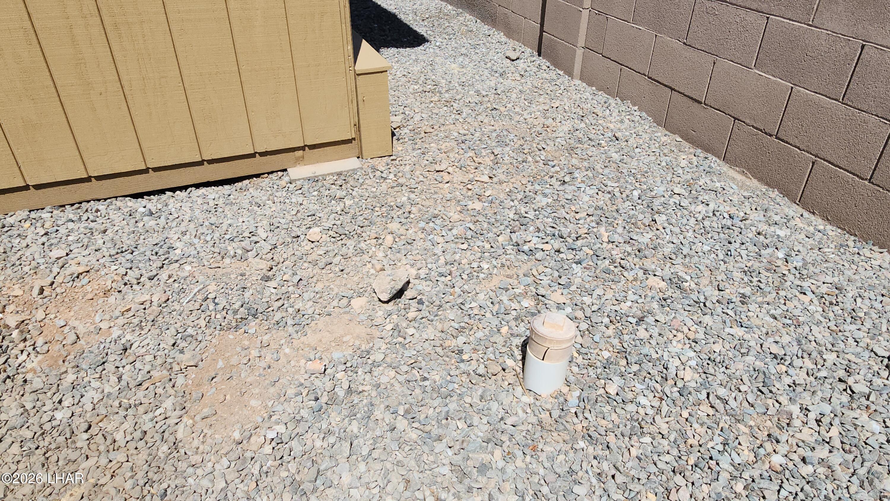 30 North Juniper Road Quartzsite, AZ 85346 - Photo 21 of 26 a view of a bathroom