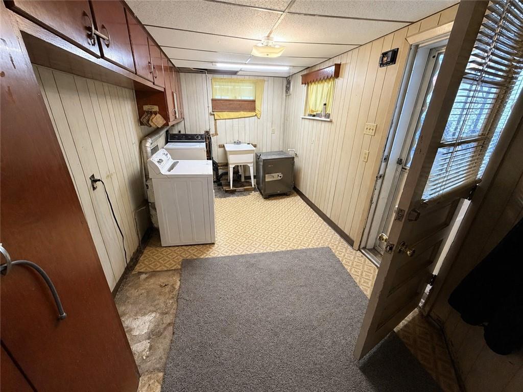 2420 Patterson Street Pittsburgh, PA 15203 - Photo 12 of 17