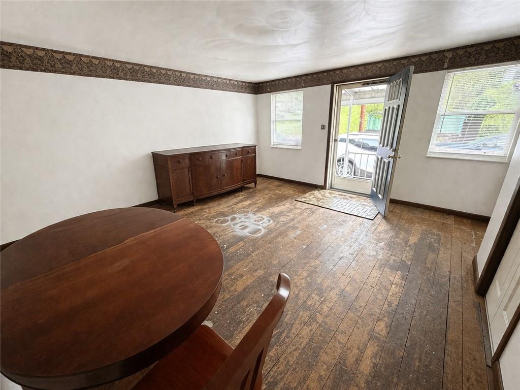 2420 Patterson Street Pittsburgh, PA 15203 - Photo 4 of 17