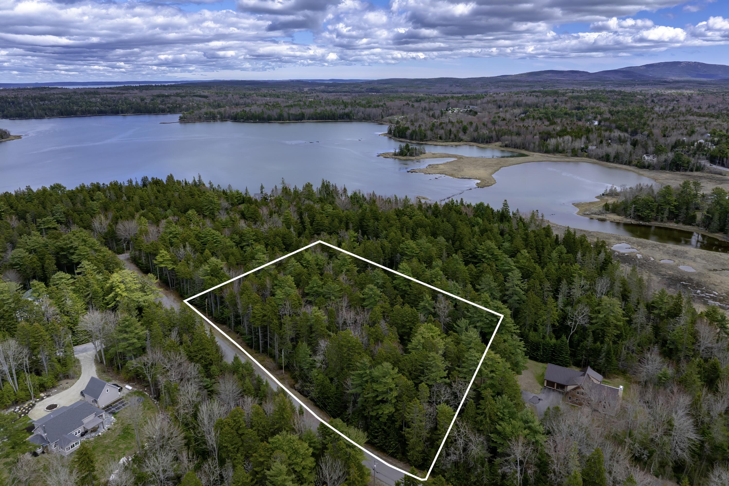 79 Thundermist Road Bar Harbor, ME 04609 - Photo 4 of 9