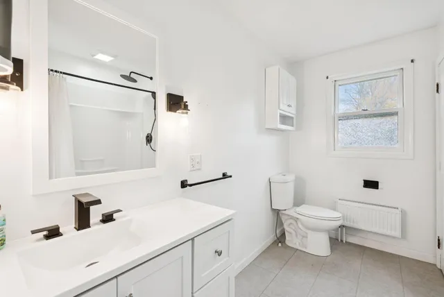 $299,900 | 158 Clinton Avenue, Winslow, ME 04901