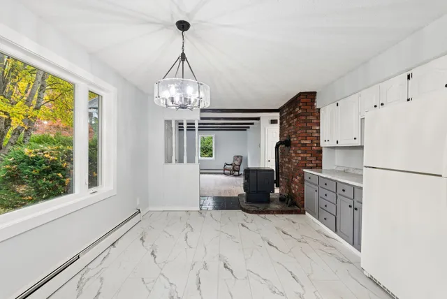 $299,900 | 158 Clinton Avenue, Winslow, ME 04901