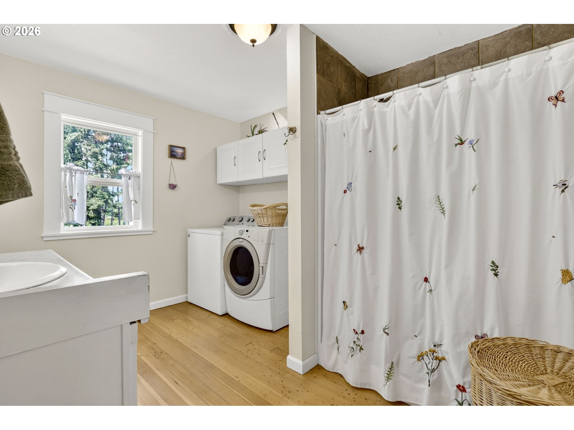 33951 Southeast Coupland Road Estacada, OR 97023 - Photo 15 of 48 a utility room with dryer and washer