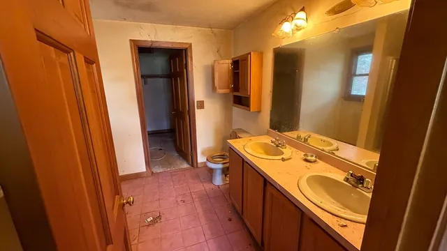 $375,000 | 81 Tania Drive, Taunton, MA 02718