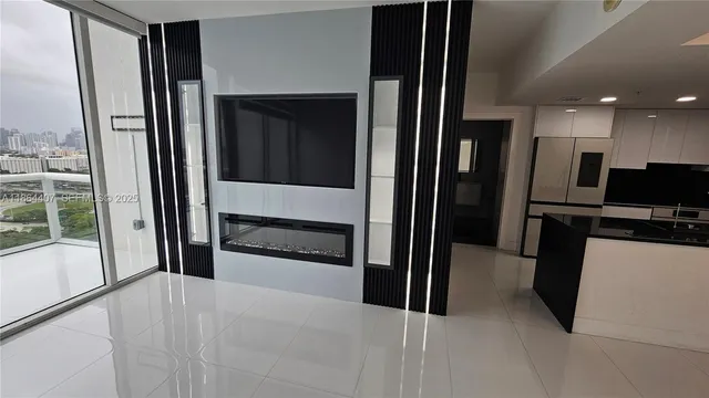 $5,000 | 1861 Northwest N River Drive, Unit 11, Miami, FL 33125