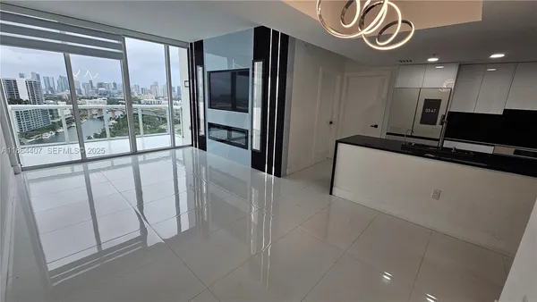 $5,000 | 1861 Northwest N River Drive, Unit 11, Miami, FL 33125