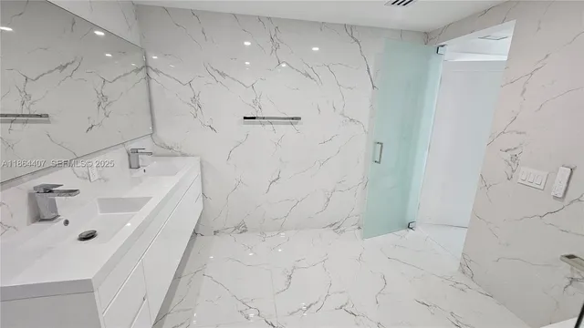 $5,000 | 1861 Northwest N River Drive, Unit 11, Miami, FL 33125