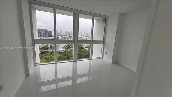 $5,000 | 1861 Northwest N River Drive, Unit 11, Miami, FL 33125