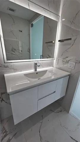 $5,000 | 1861 Northwest N River Drive, Unit 11, Miami, FL 33125