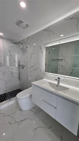 $5,000 | 1861 Northwest N River Drive, Unit 11, Miami, FL 33125