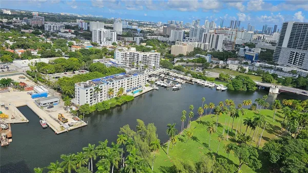 $5,000 | 1861 Northwest N River Drive, Unit 11, Miami, FL 33125