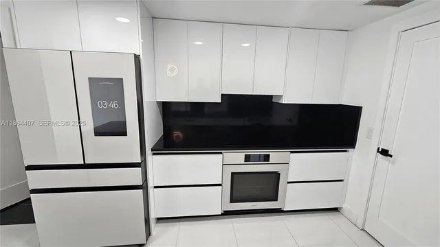 $5,000 | 1861 Northwest N River Drive, Unit 11, Miami, FL 33125