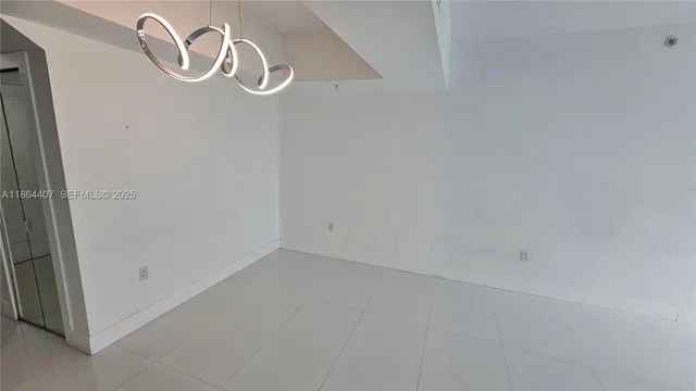 $5,000 | 1861 Northwest N River Drive, Unit 11, Miami, FL 33125