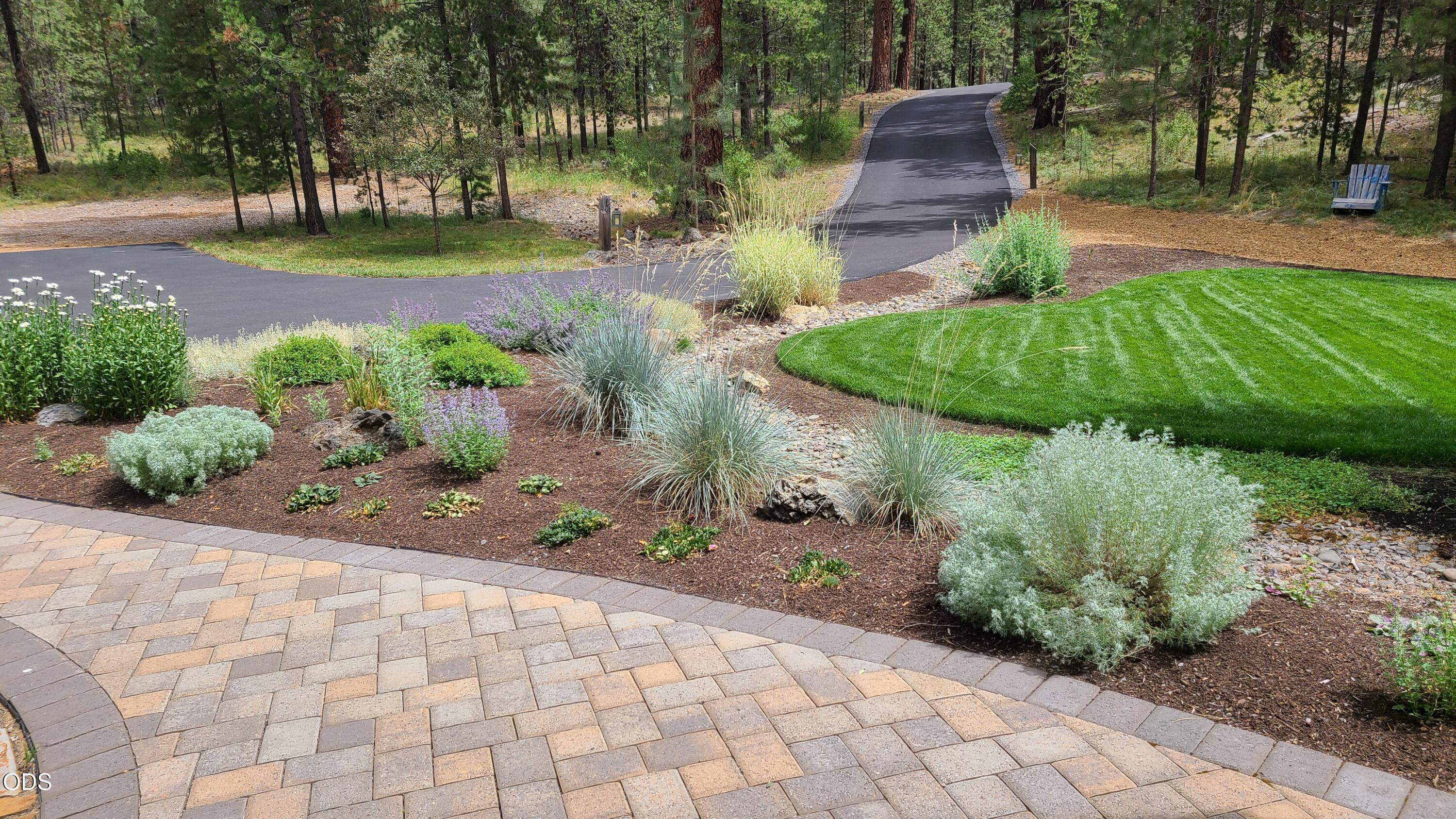 54937 Forest Lane Bend, OR 97707 - Photo 8 of 61