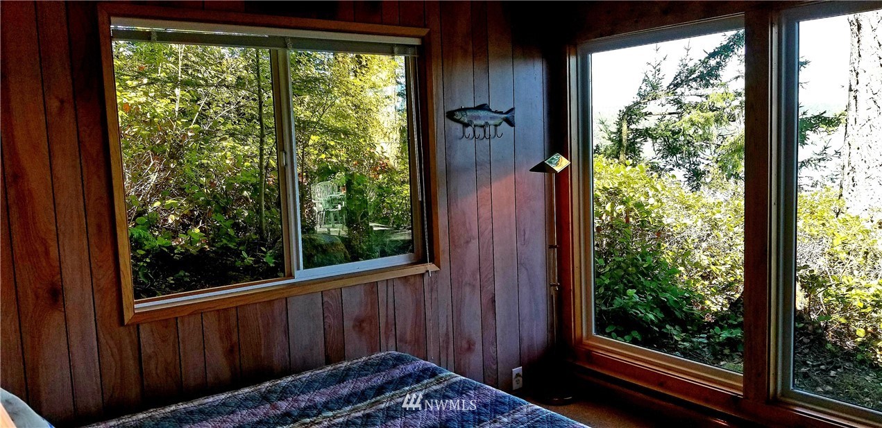 1327 Islandale Road Lopez Island, WA 98261 - Photo 19 of 22 a view of a porch