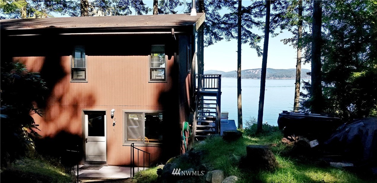1327 Islandale Road Lopez Island, WA 98261 - Photo 21 of 22 a picture of street view