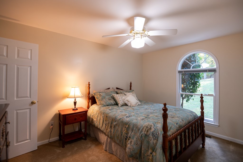 390 Deer Meadows Road Laurens, SC 29360 - Photo 9 of 15