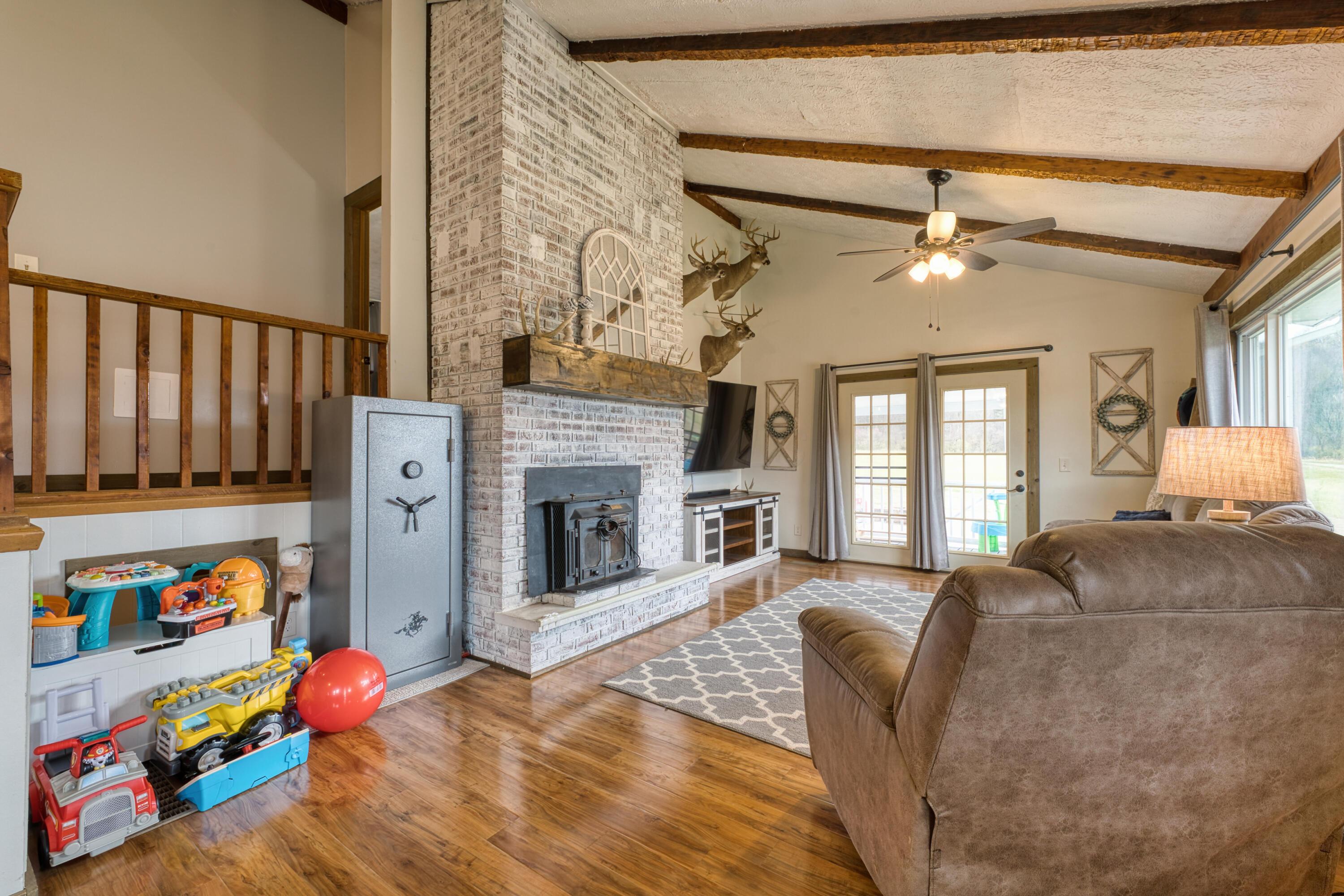 7800 Pine Ridge Road Northeast Newark, OH 43055 - Photo 7 of 52 DSC02472_hdr
