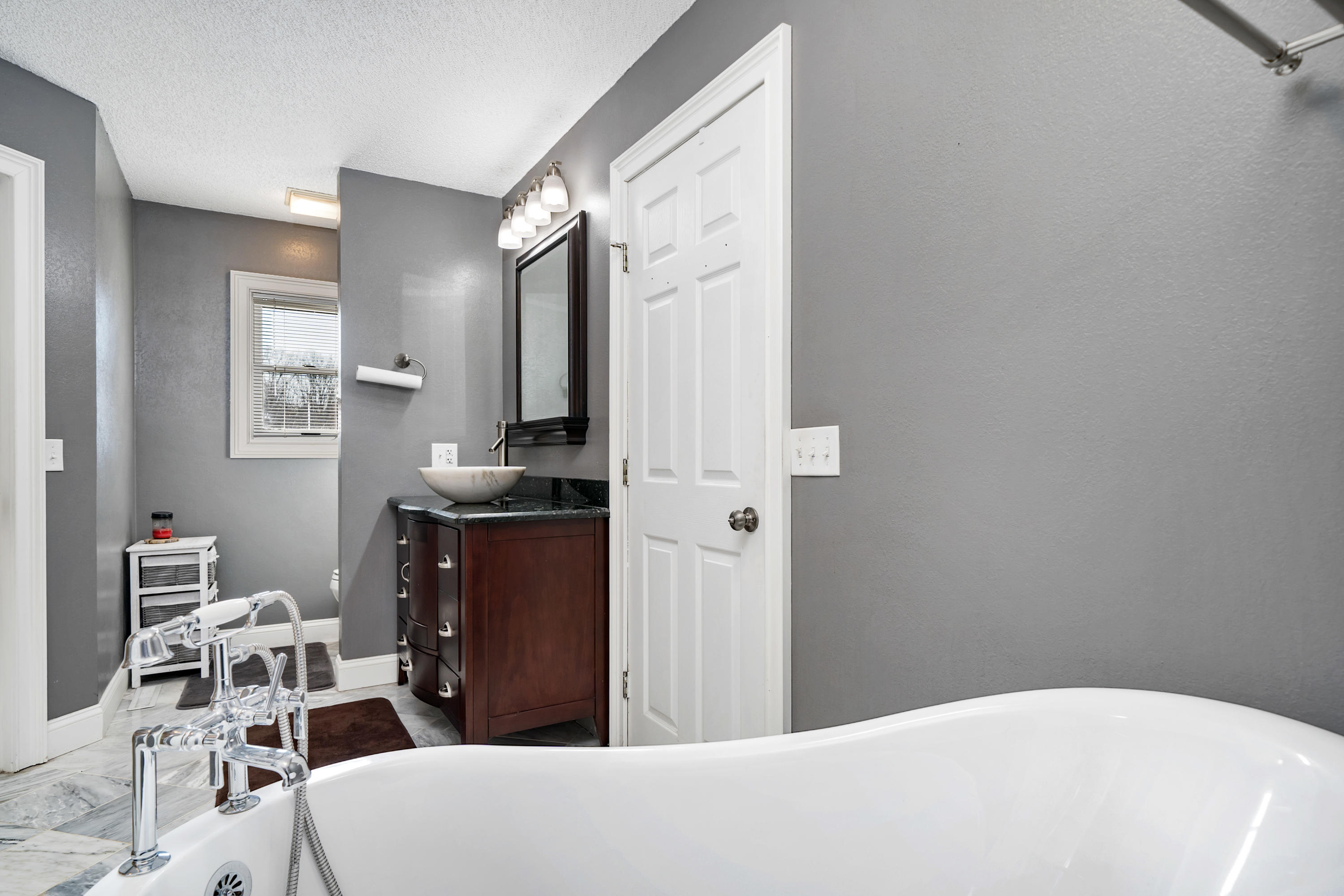 509 Lynch Road Kingsport, TN 37660 - Photo 26 of 48 509LynchRdKingsport(53of67)