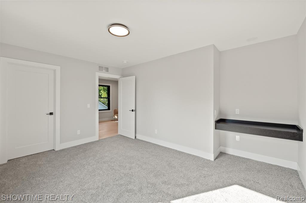 334 Romeo Road Rochester, MI 48307 - Photo 26 of 44 Gallery Image 26