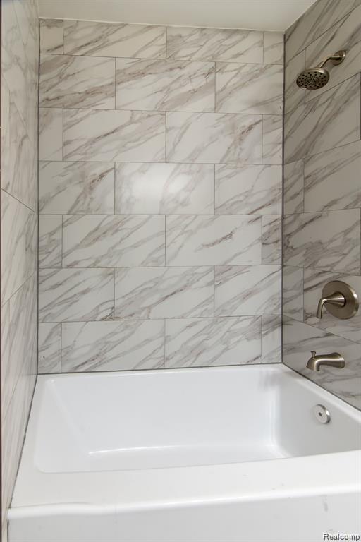 11135 Courville Street Detroit, MI 48224 - Photo 11 of 26 Gallery Image 11