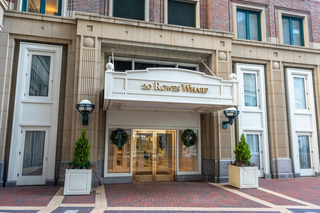 20 Rowes Wharf, Unit 306 Boston, MA 02110 - Photo 13 of 14 a view of a building with a door