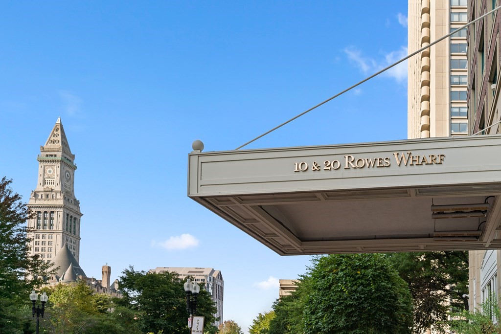 20 Rowes Wharf, Unit 306 Boston, MA 02110 - Photo 14 of 14 a view of a building