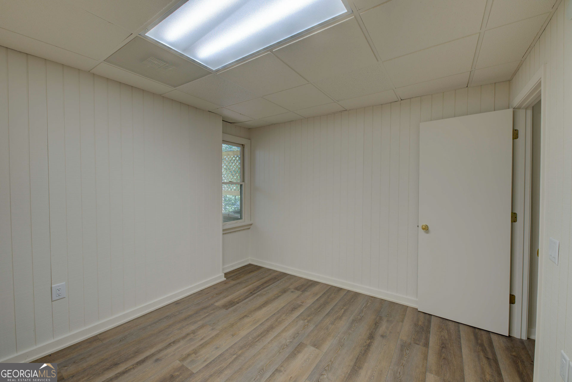 1799 Seed Lake Road Lakemont, GA 30552 - Photo 17 of 42 a view of a room that has wooden floor in it
