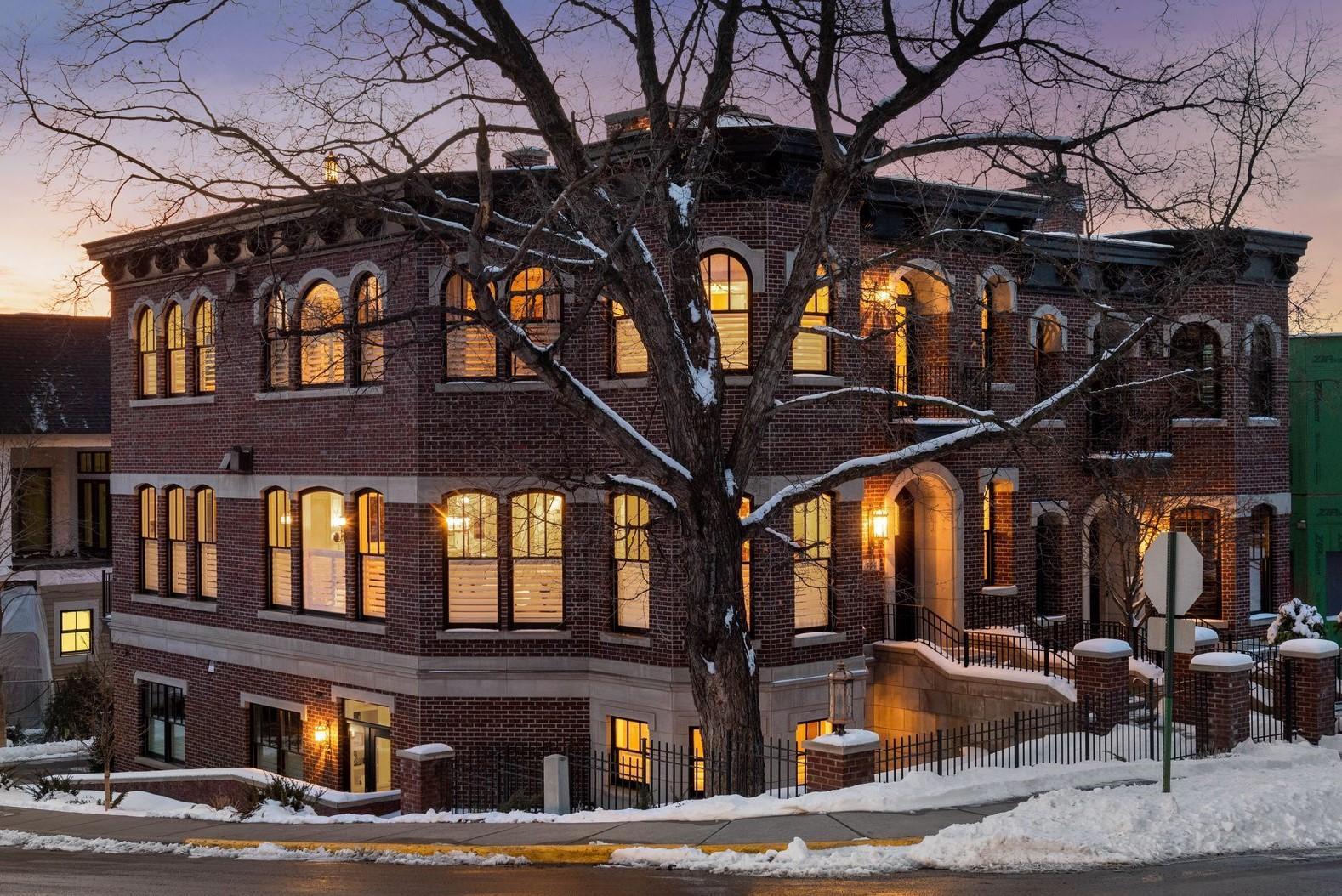 544 Rice Street East Wayzata, MN 55391 - Photo 2 of 38