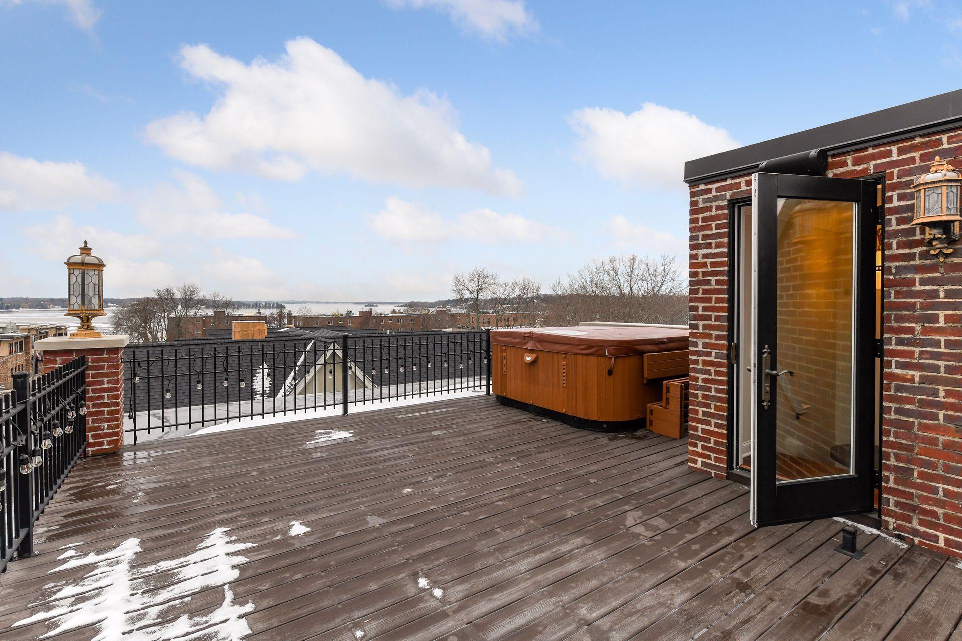 544 Rice Street East Wayzata, MN 55391 - Photo 32 of 38