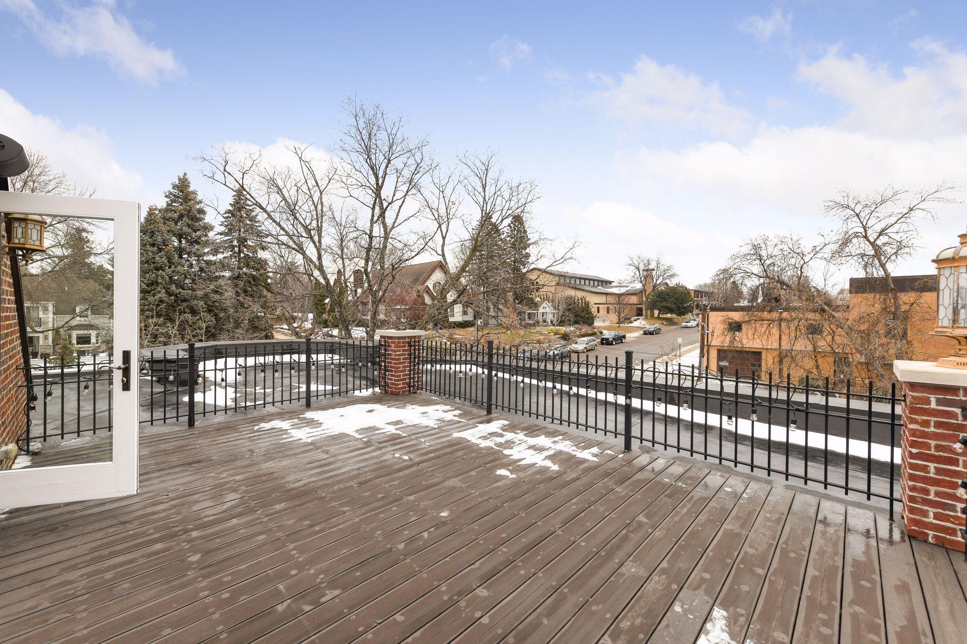 544 Rice Street East Wayzata, MN 55391 - Photo 33 of 38