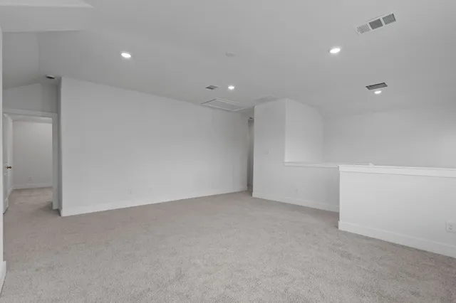 $408,000 | 116 Black Hickory Drive, Hempstead, TX 77445