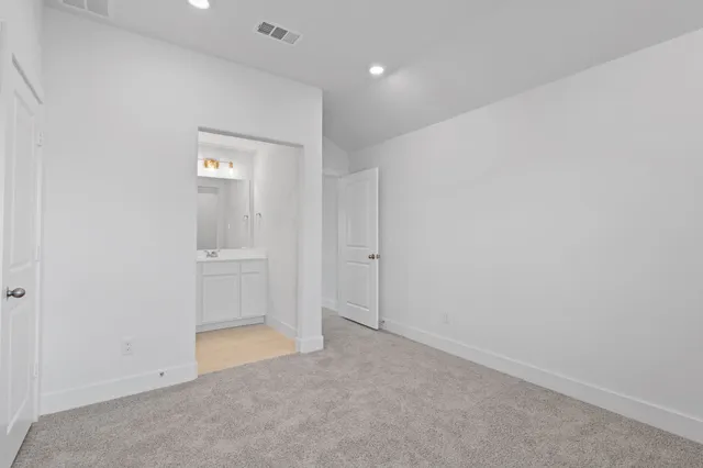 $408,000 | 116 Black Hickory Drive, Hempstead, TX 77445