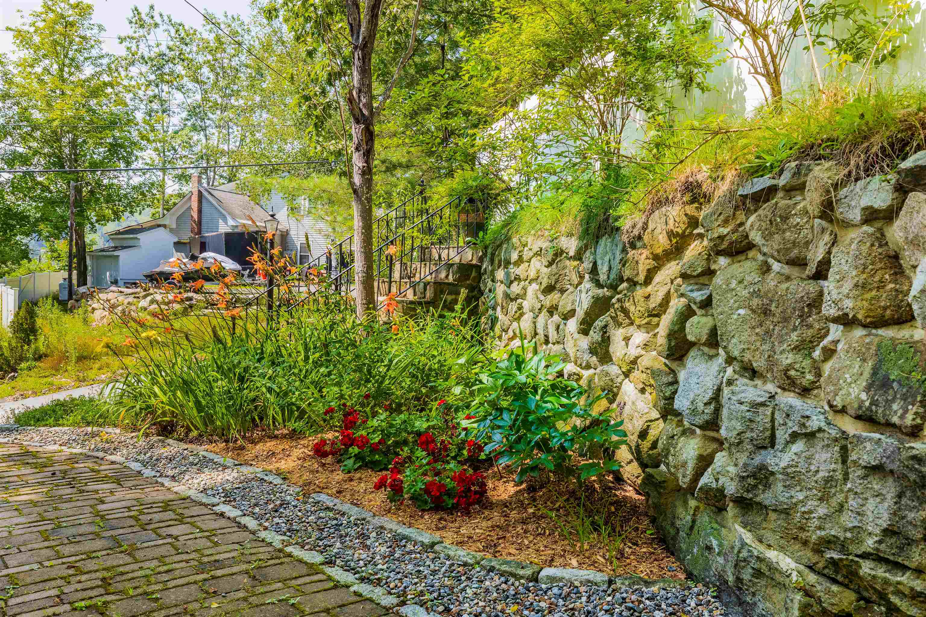 1043 Main Street Sunapee, NH 03782 - Photo 35 of 48