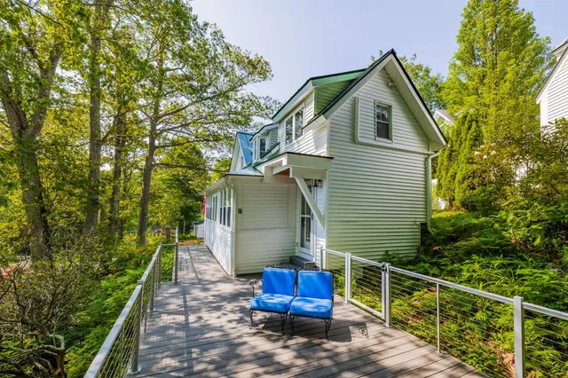 $549,000 | 1043 Main Street, Sunapee, NH 03782