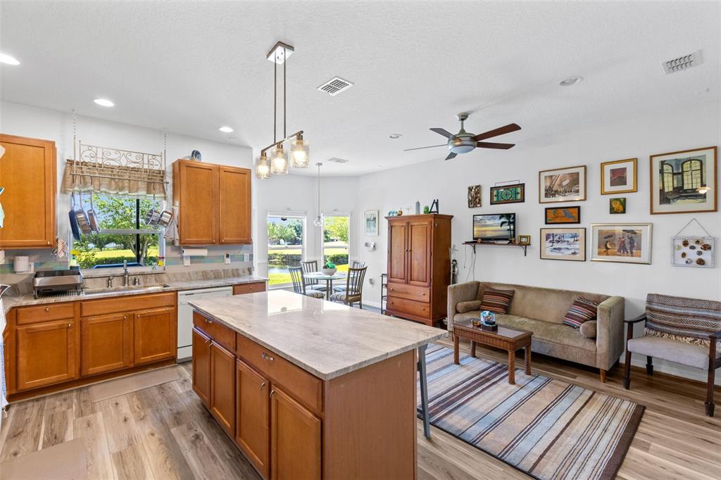 300 Sorrento Road Kissimmee, FL 34759 - Photo 4 of 33