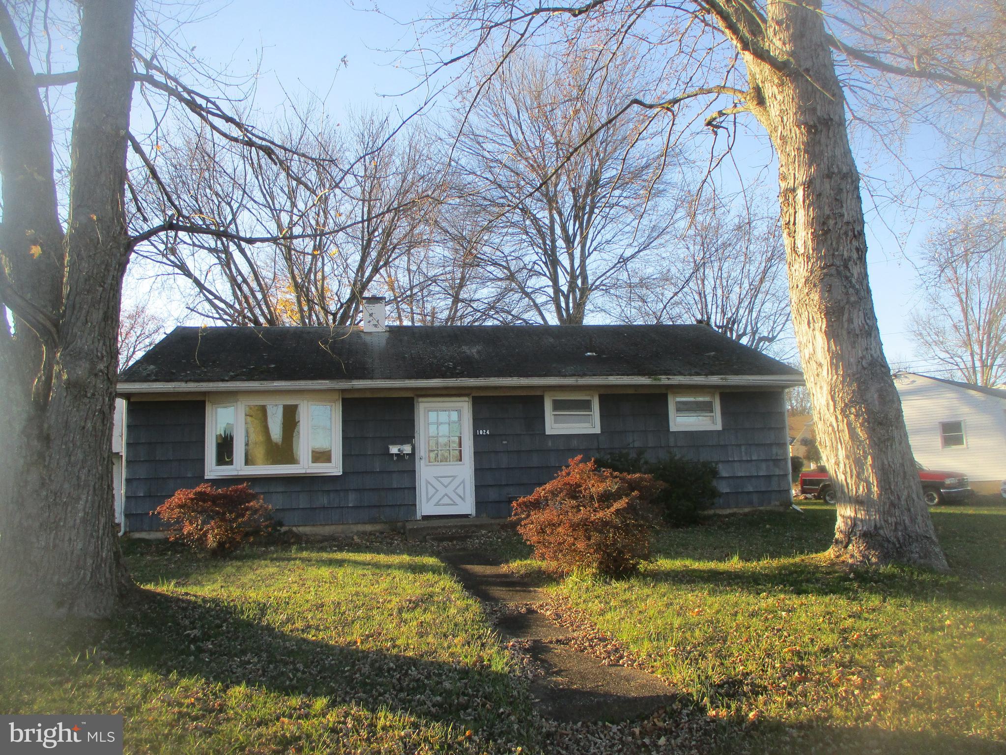 1024 Harding Road Southampton, PA 18966 - Photo 1 of 25 Front