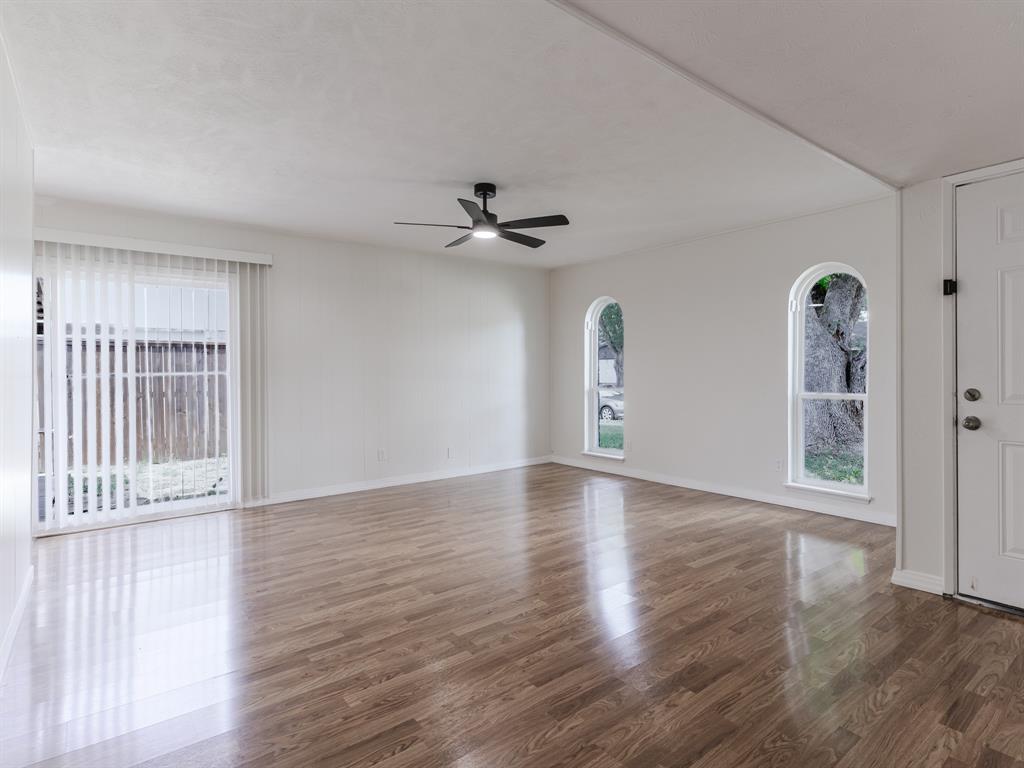 5920 Maple Lane Rowlett, TX 75089 - Photo 11 of 16