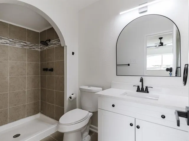 $2,390 | 5920 Maple Lane, Rowlett, TX 75089