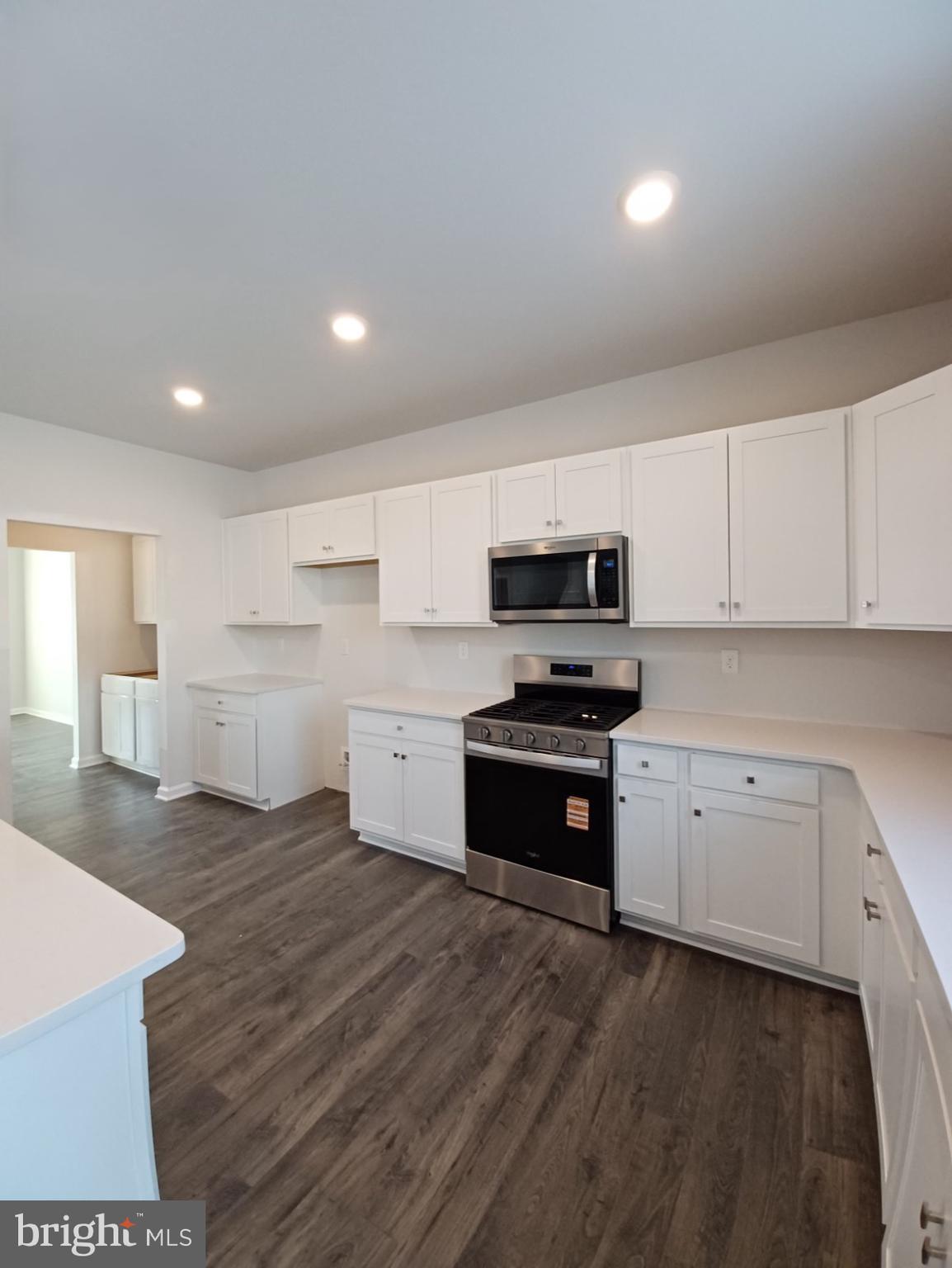 122 Winding Road Easton, PA 18040 - Photo 12 of 33 Kitchen