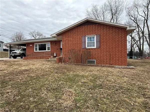 $175,000 | 2102 Franklin Avenue, Lexington, MO 64067