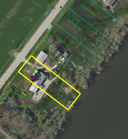 $670,800 | 4325 Lost Dauphin Road, Unit 5, Wrightstown, WI 54180