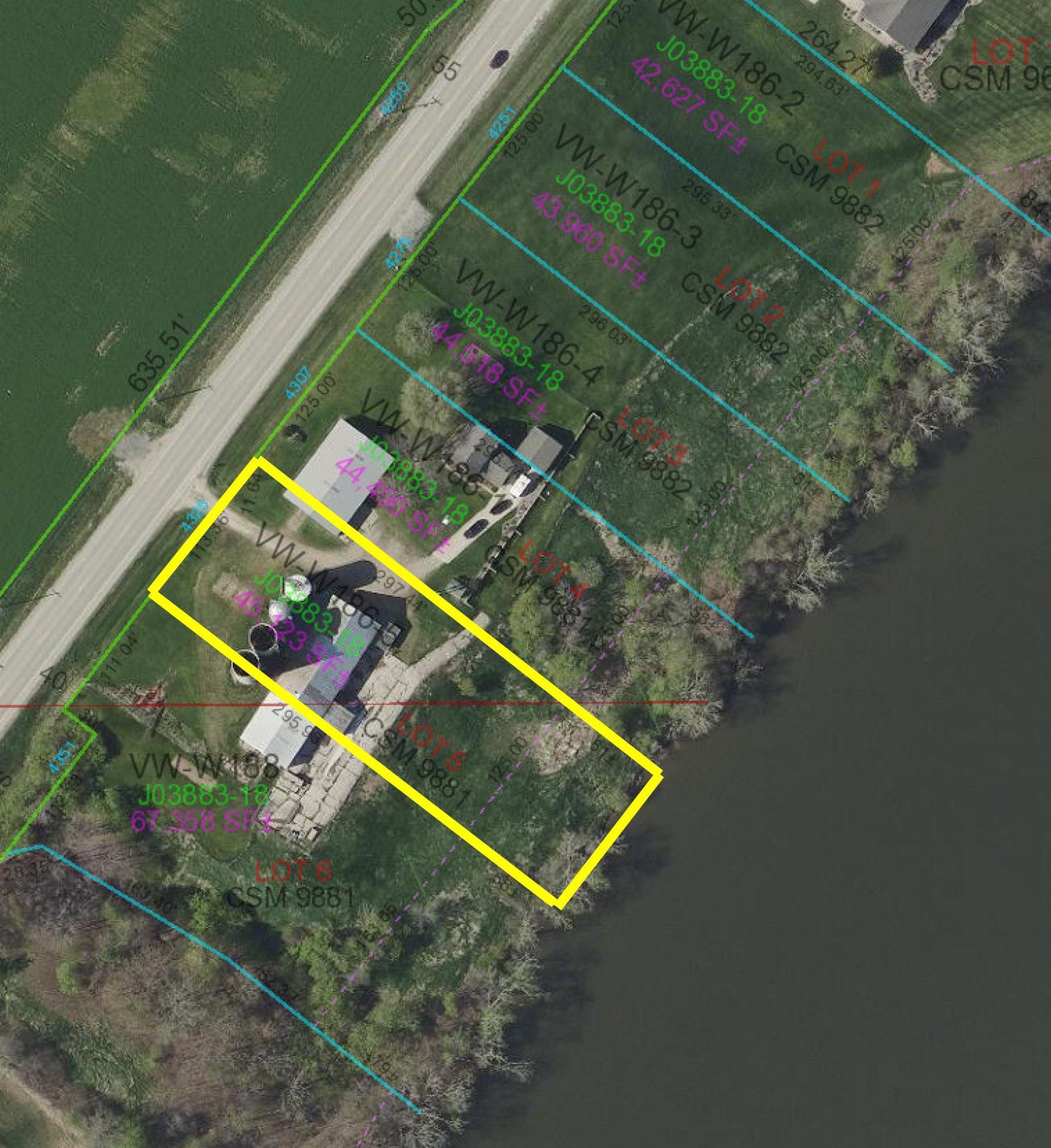 4325 Lost Dauphin Road, Unit 5 Wrightstown, WI 54180 - Photo 4 of 4